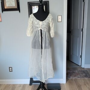 Vintage 70s Collette White Lace Sheer Robe Peignoir 3/4 Bell Sleeve Size 32